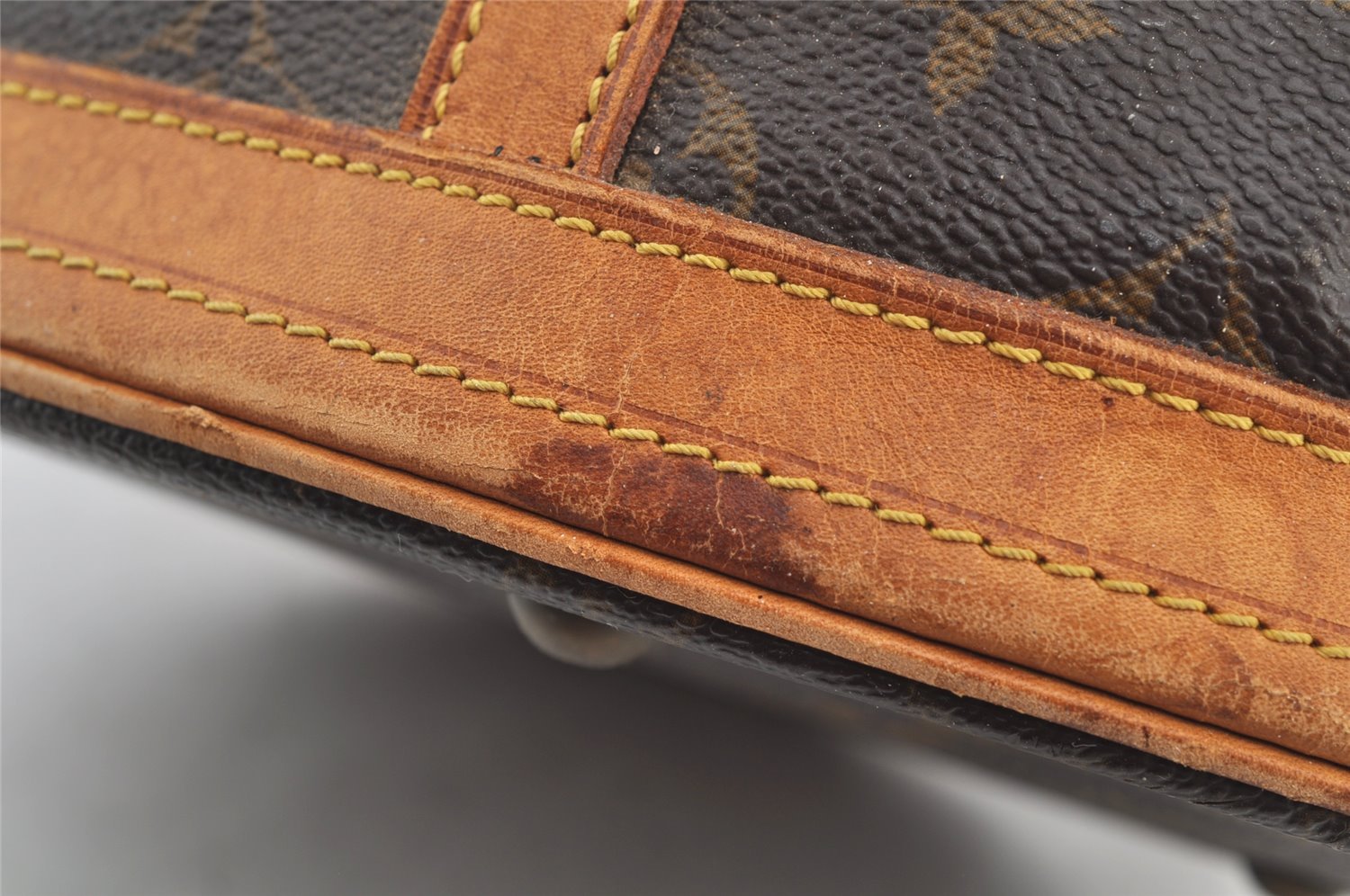 Authentic Louis Vuitton Monogram Bucket GM Shoulder Tote Bag M42236 Junk 0159I