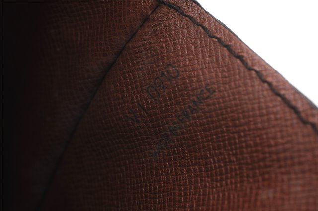 Authentic Louis Vuitton Monogram Saint Cloud GM M51242 Shoulder Cross Bag 0162F