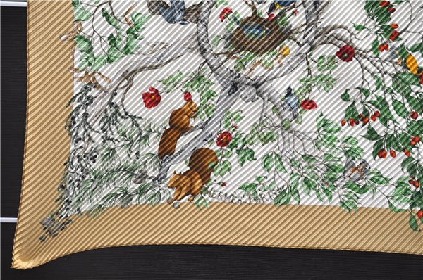 Authentic HERMES Pleats Scarf "AU COEUR DES BOIS" Silk Beige Box 0163E