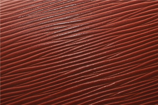 Authentic Louis Vuitton Epi Saint Cloud GM Shoulder Bag Brown LV 0200G