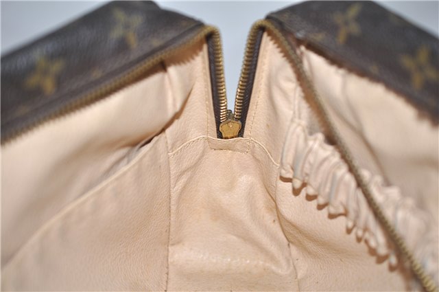 Auth Louis Vuitton Monogram Trousse Toilette 28 Clutch Bag M47522 LV Junk 0201E