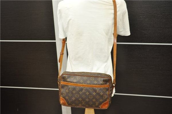 Auth Louis Vuitton Monogram Trocadero 30 Shoulder Cross Body Bag M51272 LV 0224E