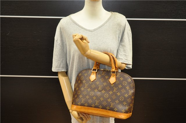 Authentic Louis Vuitton Monogram Alma Hand Bag Purse M51130 LV 0227G