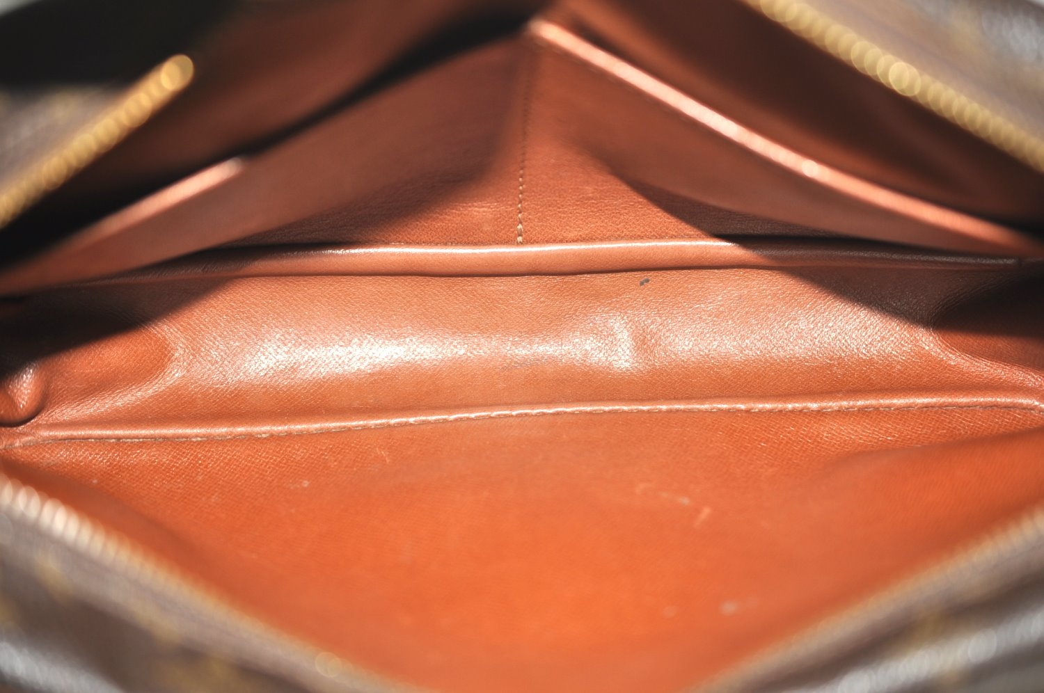 Authentic Louis Vuitton Monogram Compiegne 28 Clutch Hand Bag M51845 LV 0229G