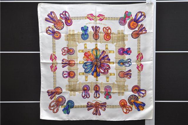 Authentic HERMES Carre 90 Scarf 