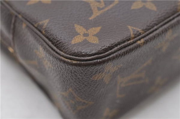 Auth Louis Vuitton Monogram Trousse Toilette 23 Clutch Hand Bag M47524 LV 0258D