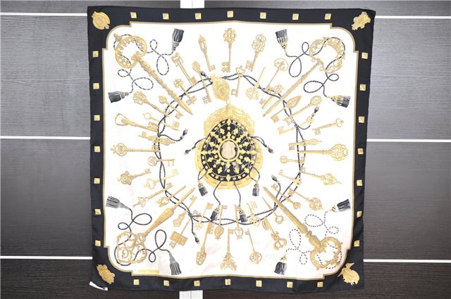 Authentic HERMES Carre 90 Scarf 