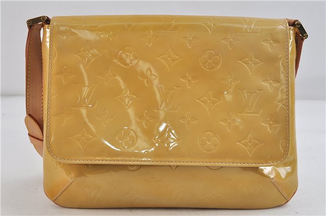 Auth Louis Vuitton Vernis Thompson Street Shoulder Bag Yellow M91008 LV 0272D