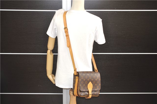 Authentic Louis Vuitton Monogram Cartouchiere MM M51253 Shoulder Cross Bag 0276F