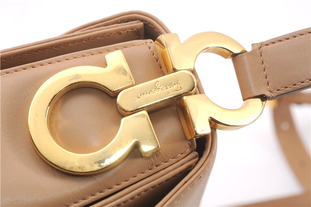 Authentic Salvatore Ferragamo Gancini Leather Shoulder Cross Bag Beige 0294F