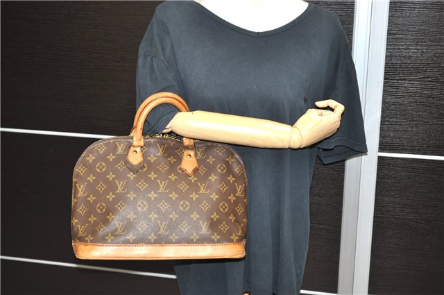 Authentic Louis Vuitton Monogram Alma Hand Bag Purse M51130 LV 0302D