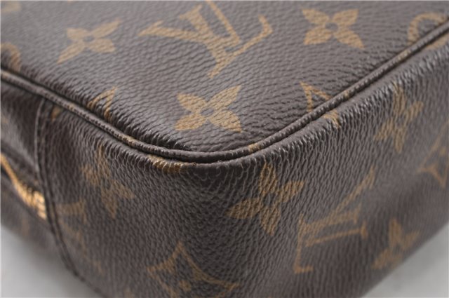 Auth Louis Vuitton Monogram Trousse Toilette 23 Clutch Hand Bag M47524 LV 0314G