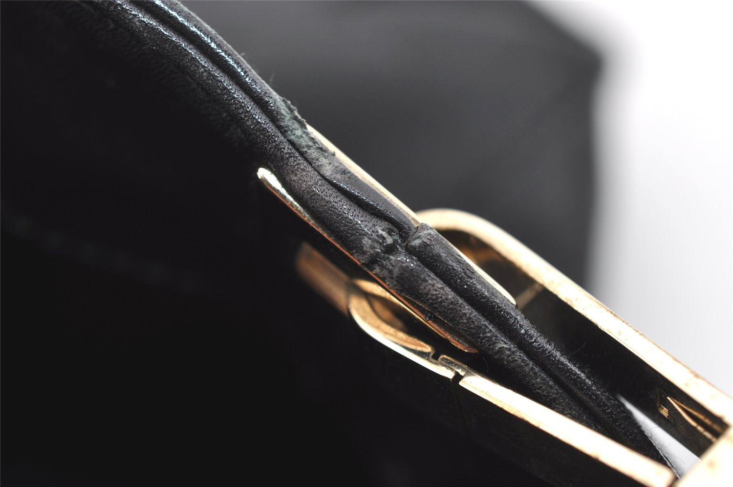 Authentic GUCCI Vintage Shoulder Bag GG Canvas Leather 33900 Black Junk 0314I