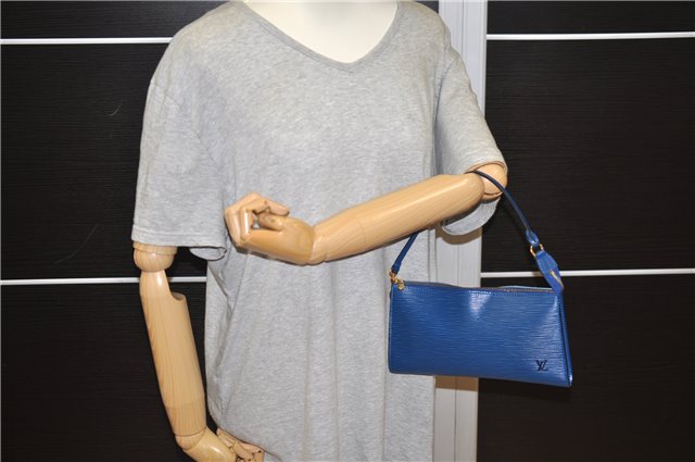 Authentic Louis Vuitton Epi Pochette Accessoires Pouch Blue M52945 LV 0319F