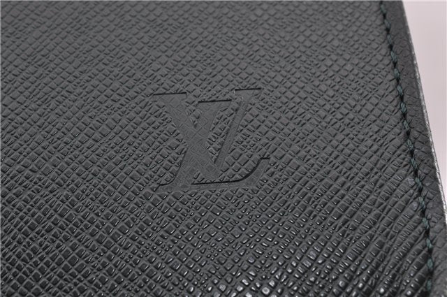 Auth Louis Vuitton Taiga Moskova Briefcase Business Bag M30034 Green Junk 0323G