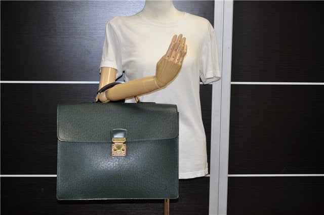 Auth Louis Vuitton Taiga Moskova Briefcase Business Bag M30034 Green Junk 0323G