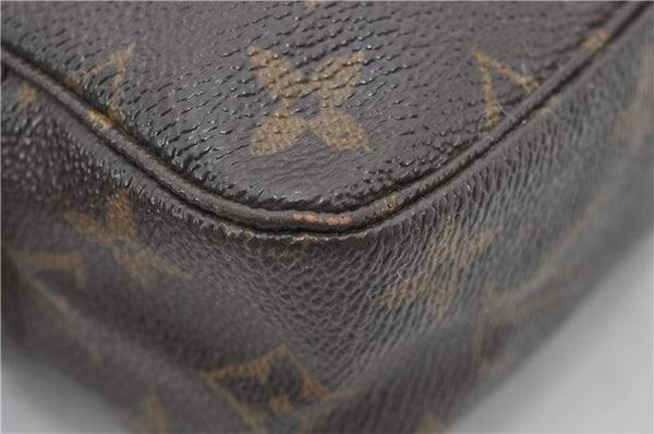 Auth Louis Vuitton Monogram Trousse Toilette 23 Clutch Hand Bag M47524 LV 0411E