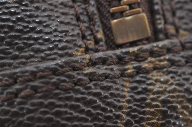 Auth Louis Vuitton Monogram Trousse Toilette 23 Clutch Hand Bag M47524 LV 0411E