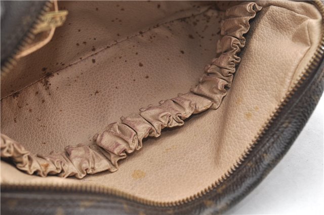 Auth Louis Vuitton Monogram Trousse Toilette 23 Clutch Hand Bag M47524 LV 0411E