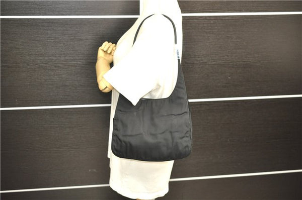 Authentic GUCCI Shoulder Hand Bag Purse Nylon Leather 0013708 Black 0423E