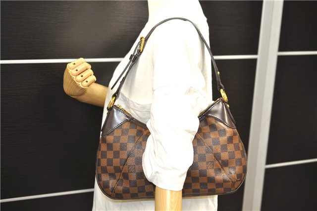 Authentic Louis Vuitton Damier Canvas Thames PM Shoulder Bag N48180 LV 0454D