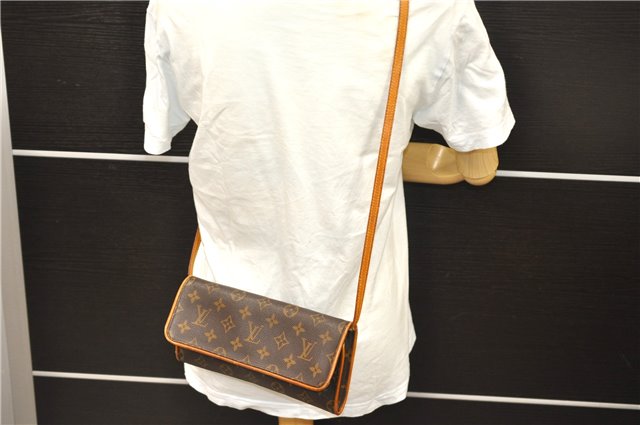 Authentic Louis Vuitton Monogram Pochette Twin GM Shoulder Bag M51852 LV 0457D