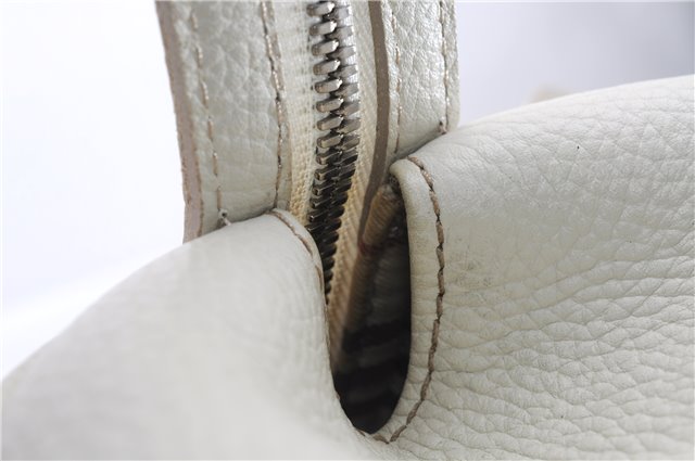 Authentic BURBERRY Vintage Leather Shoulder Hand Bag Purse White 0490E