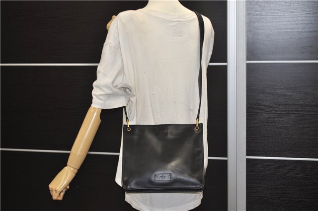 Authentic GUCCI Shoulder Cross Body Bag Purse Leather 91762 Black 0537E