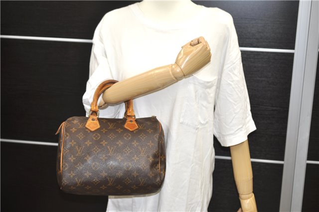 Authentic Louis Vuitton Monogram Speedy 25 Hand Bag M41528 LV 0599D