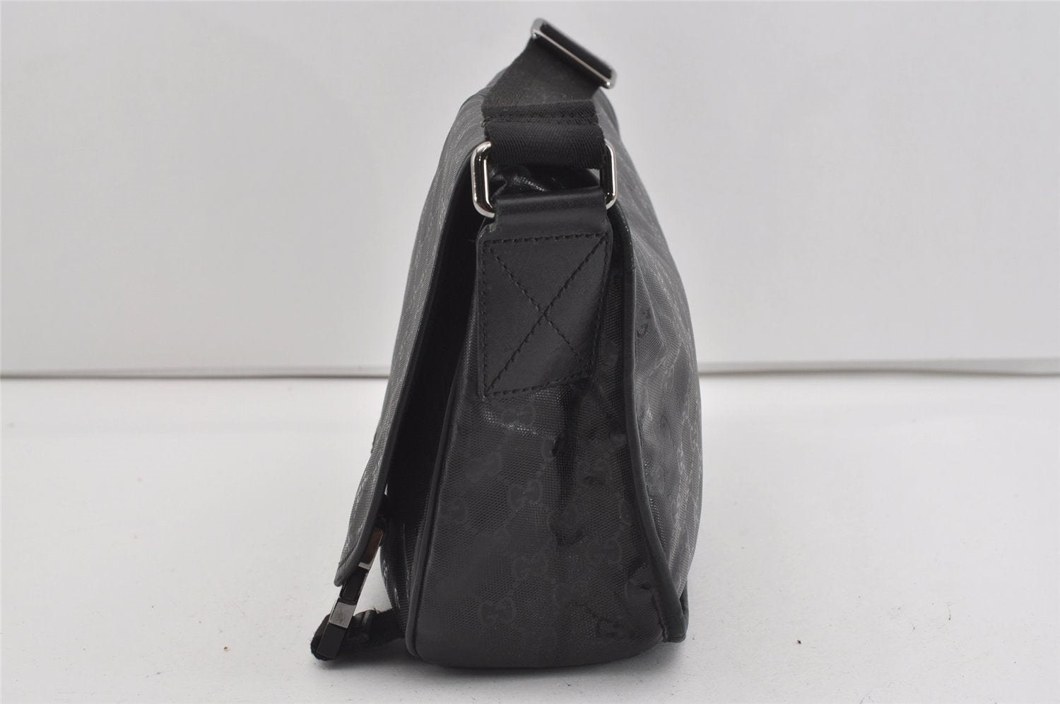 Authentic GUCCI Impreme Shoulder Crossbody Bag GG PVC Leather 201732 Black 0609I