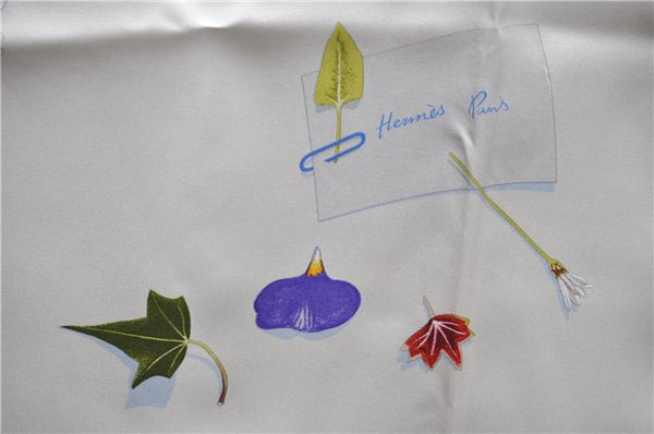 Authentic HERMES Carre 90 Scarf "Des fleurs pour le dire" Silk Light Blue 0628D