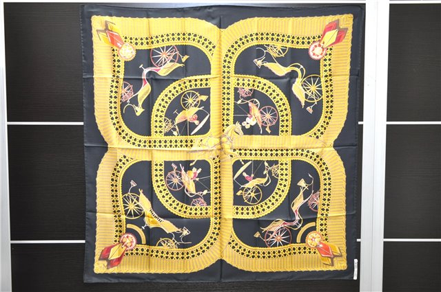 Authentic HERMES Carre 90 Scarf 