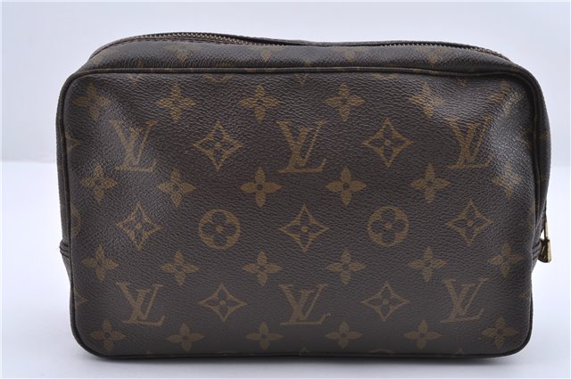 Auth Louis Vuitton Monogram Trousse Toilette 23 Clutch Hand Bag M47524 LV 0695D