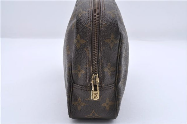 Auth Louis Vuitton Monogram Trousse Toilette 23 Clutch Hand Bag M47524 LV 0695D