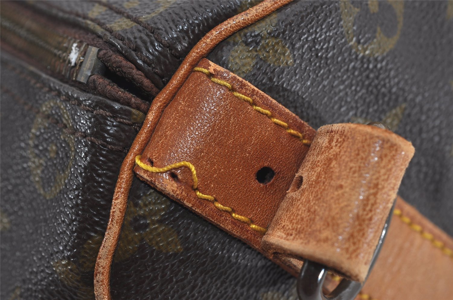 Auth Louis Vuitton Monogram Keepall Bandouliere 50 Boston Bag Old Model LV 0777I