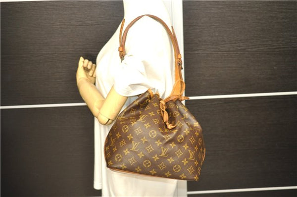 Authentic Louis Vuitton Monogram Petit Noe Shoulder Bag M42226 LV 0784D