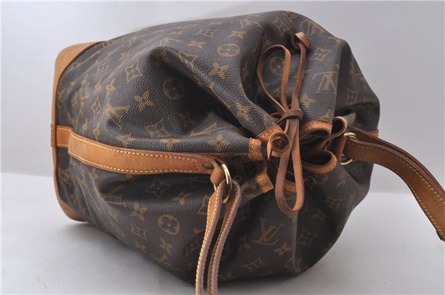 Authentic Louis Vuitton Monogram Noe Shoulder Bag M42224 LV 0789D