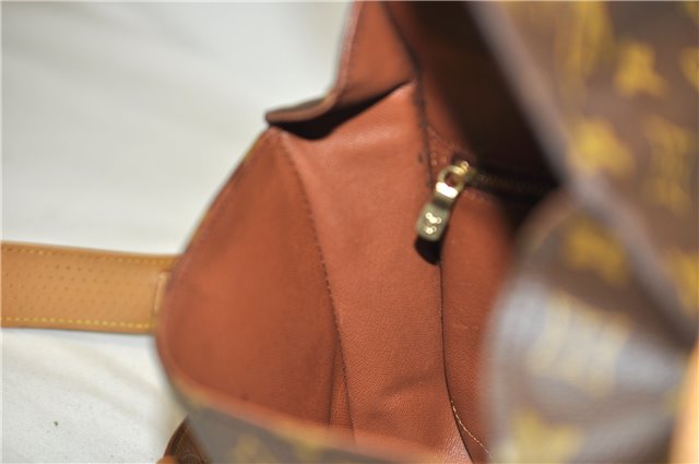 Auth Louis Vuitton Monogram Saint Cloud GM Shoulder Cross Bag M51242 LV 0792D