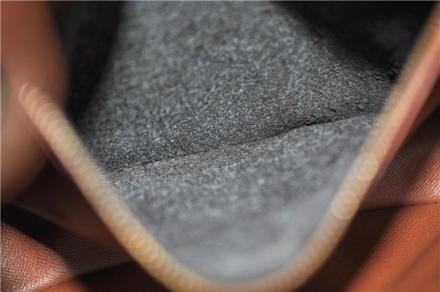 Auth Louis Vuitton Monogram Saint Cloud GM Shoulder Cross Bag M51242 LV 0792D