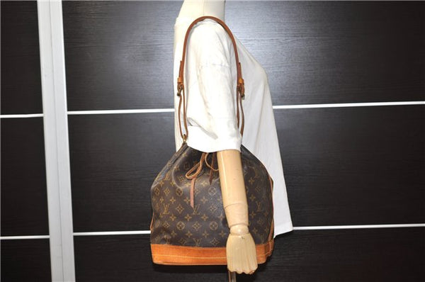 Authentic Louis Vuitton Monogram Noe Shoulder Drawstring Bag M42224 LV 0800F