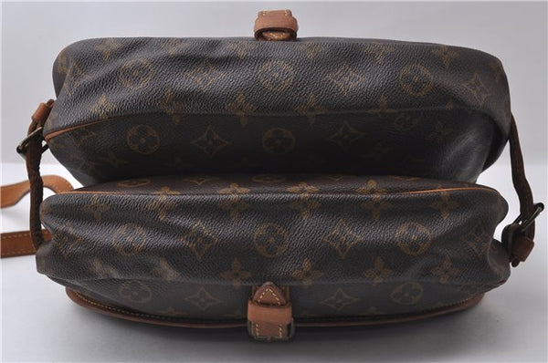 Auth Louis Vuitton Monogram Saumur 30 Shoulder Cross Body Bag M42256 LV 0826D