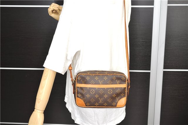Auth Louis Vuitton Monogram Trocadero 23 Shoulder Cross Body Bag M51276 LV 0829D
