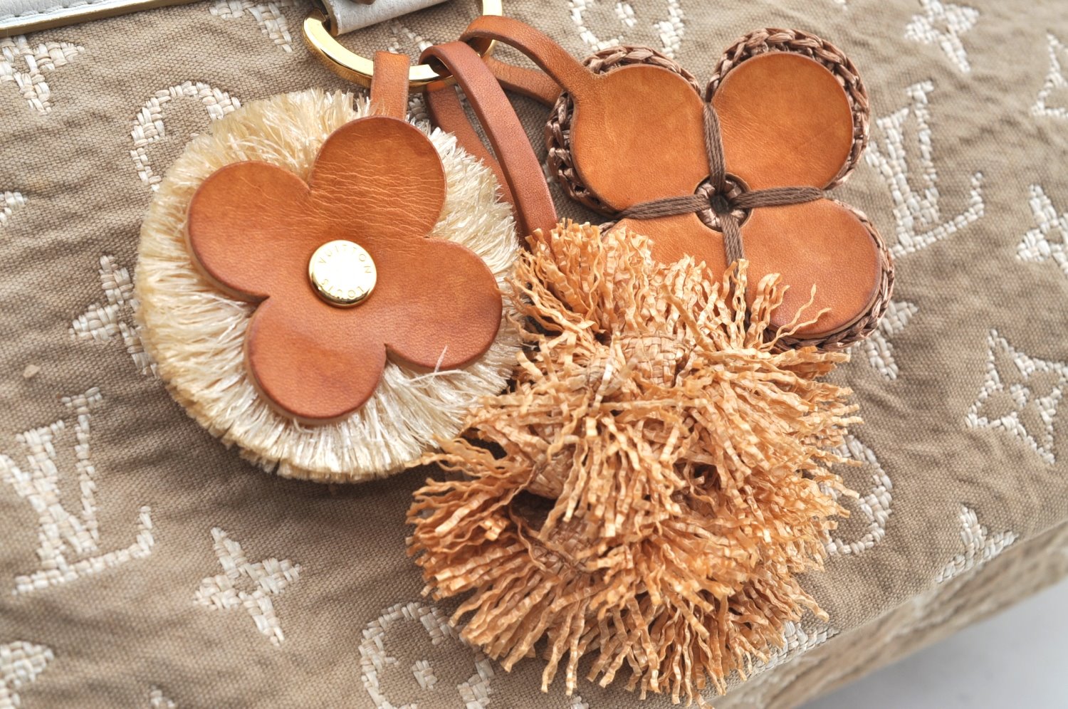 Authentic Louis Vuitton Monogram Sabbia Cabas GM Tote Bag Beige M93793 LV 0832H