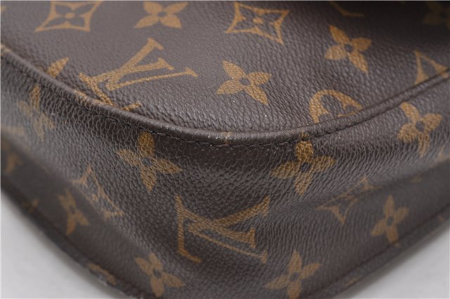 Authentic Louis Vuitton Monogram Saint Cloud GM M51242 Shoulder Cross Bag 0845G