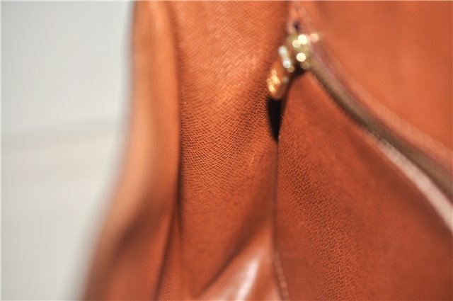 Authentic Louis Vuitton Monogram Saint Cloud GM M51242 Shoulder Cross Bag 0845G