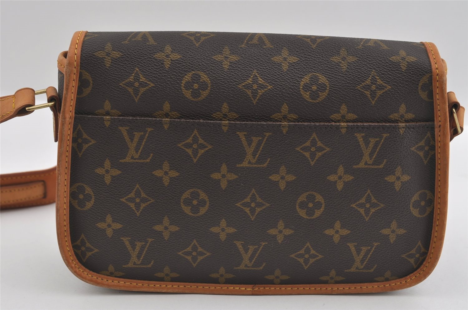 Authentic Louis Vuitton Monogram Sologne Shoulder Cross Body Bag M42250 LV 0857I