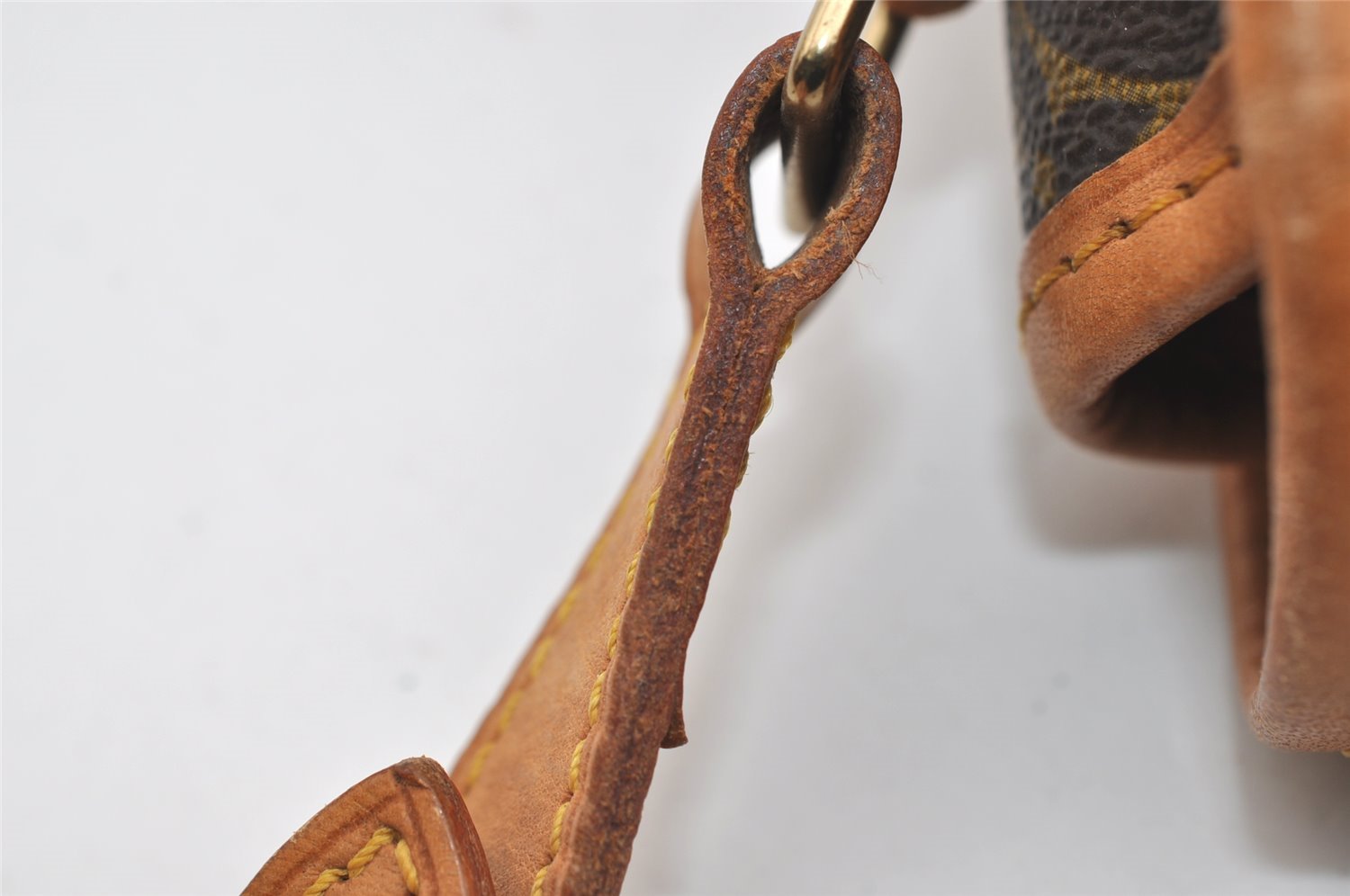 Authentic Louis Vuitton Monogram Sologne Shoulder Cross Body Bag M42250 LV 0857I