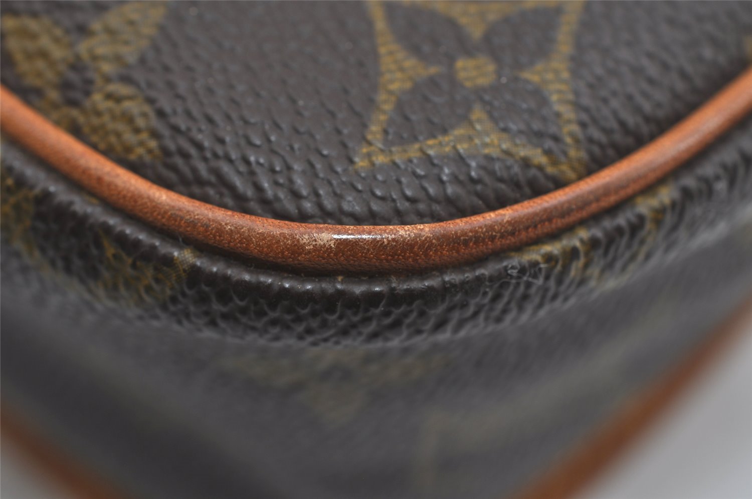 Authentic Louis Vuitton Monogram Sologne Shoulder Cross Body Bag M42250 LV 0857I