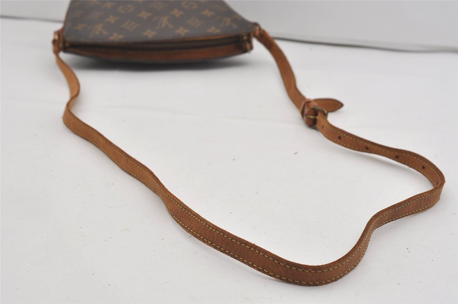 Authentic Louis Vuitton Monogram Drouot Shoulder Cross Body Bag M51290 LV 0858I