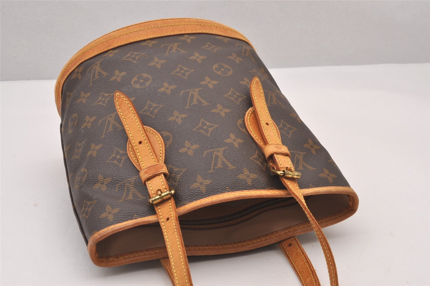Authentic Louis Vuitton Monogram Bucket PM Shoulder Tote Bag M42238 LV 0873I